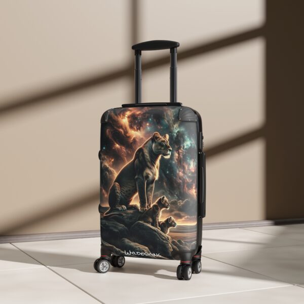 Lioness & Cubs WD-D010 By Wyldesigns Suitcase (3 Sizes) - Image 4